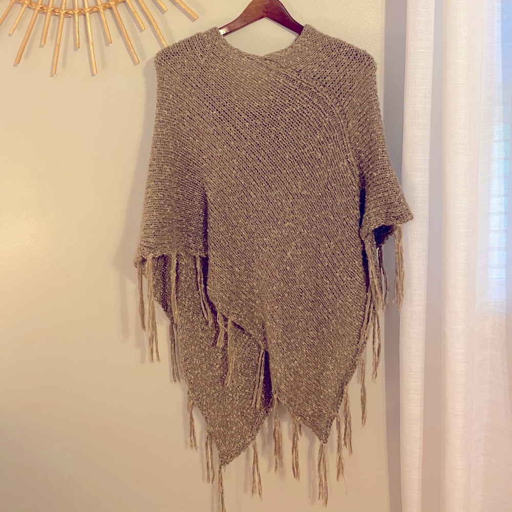 Crocheted Pancho